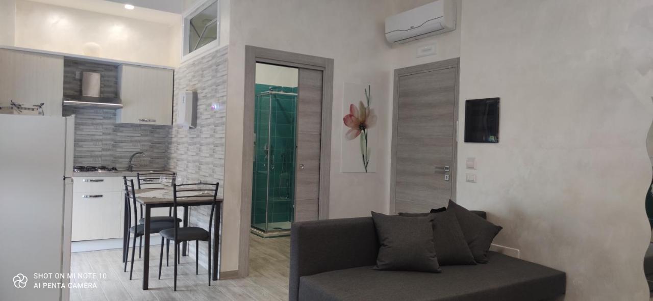 B & B Le Gemelline Salerno Exterior foto